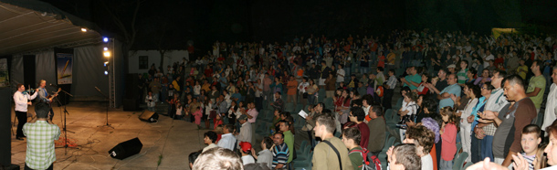 Ipotesti, 8august 2009, concert Ducu Bertzi