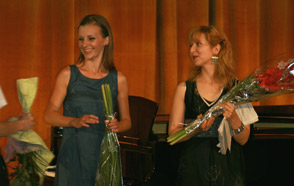 Oana SEVERIN (vocal) si Adina LUPASCU (pian)