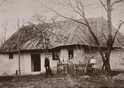 The family's small church 1909